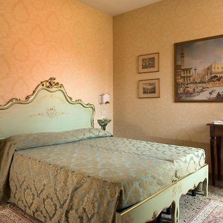 San Giacomo Венеція Екстер'єр фото